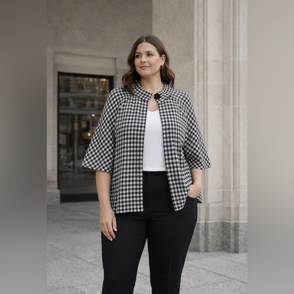 Dressbarn Black & White Gingham Cape Top | Size 18/20 | One-Button Open Front